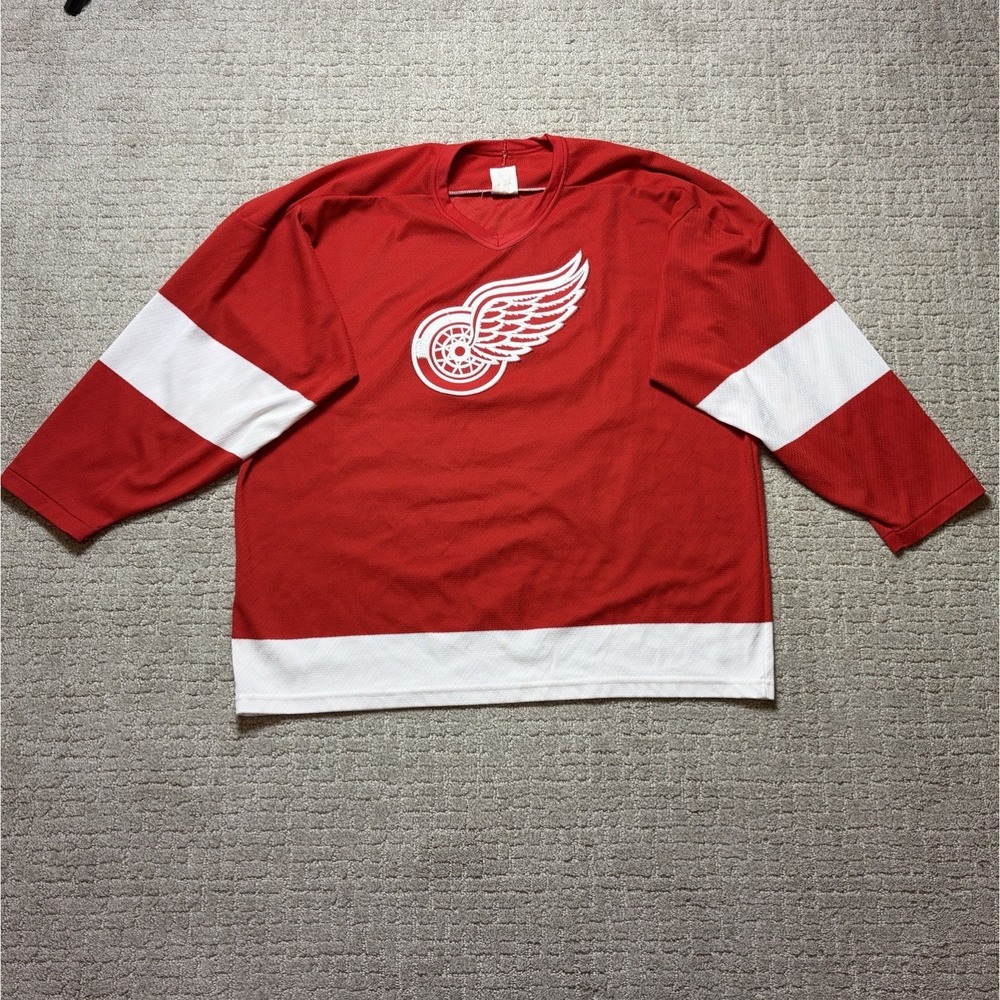 VTG USA Made Maska Detroit Red Wings Air Knit Size XL Jersey Red White CCM